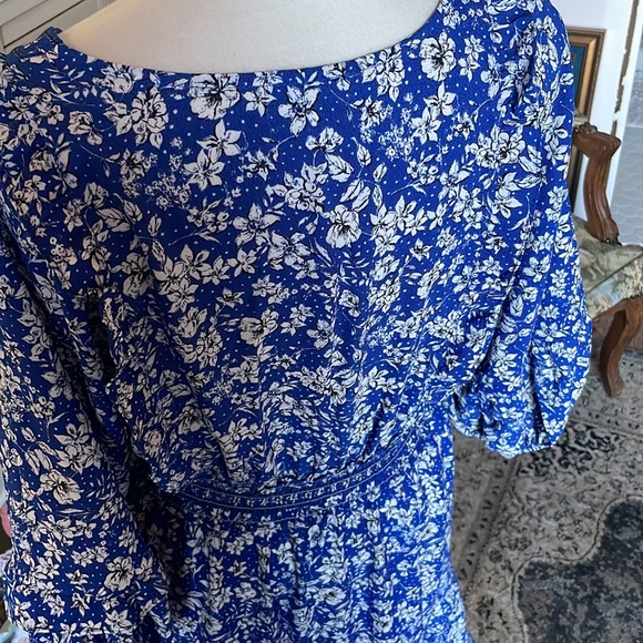 Max Studio Floral Ruffle Dress - Picture 4 of 6
